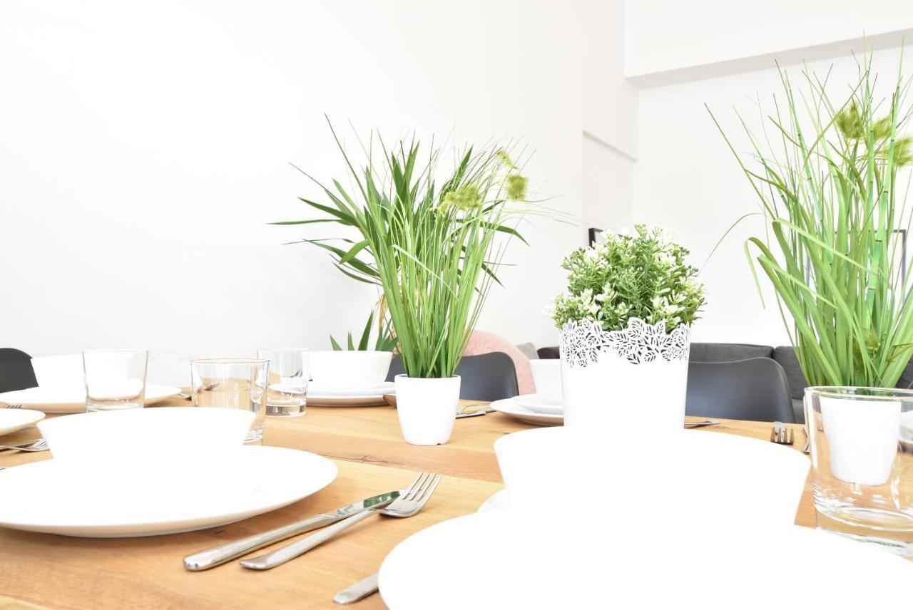 Huge Apartment In Awesome Location With Parking Innsbruck Ngoại thất bức ảnh